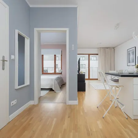 Modern With A Balcony In By Renters *